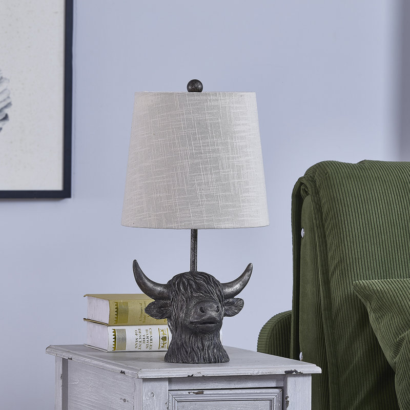 19"  Highland Cow Head Table Lamp