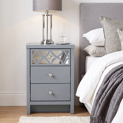 IrisVibe 3 Drawer Bedside Table