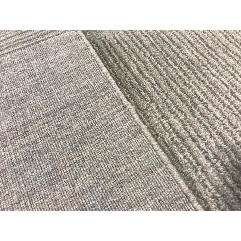 Hand-Knotted High-Quality Gray Area Rug