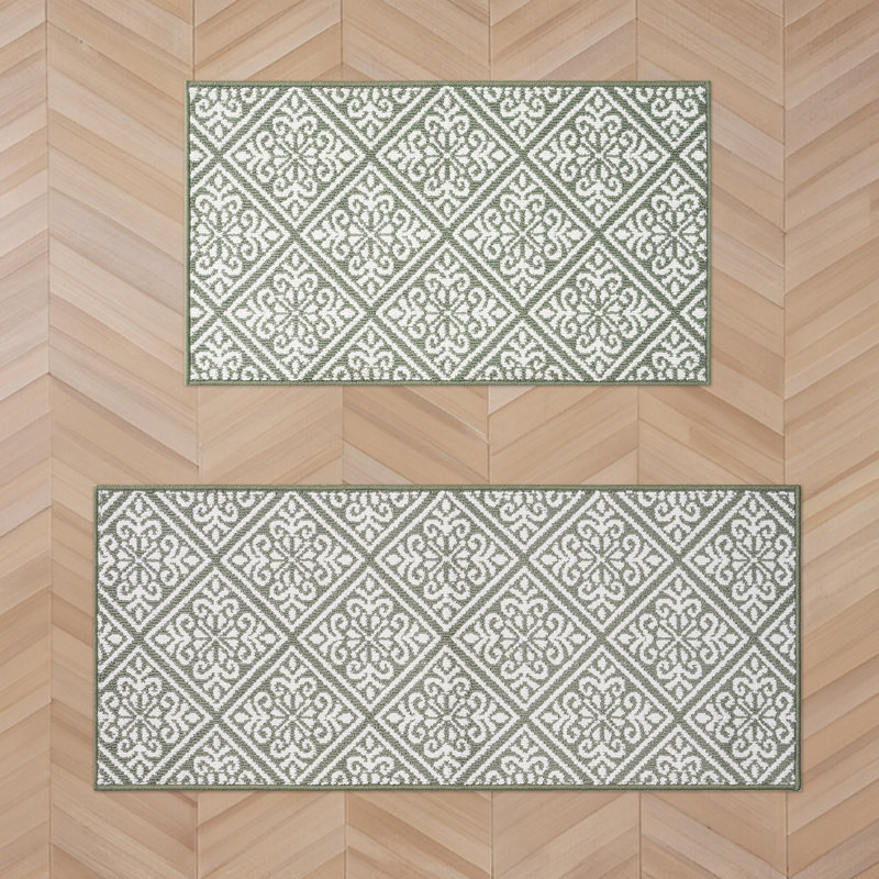 Austell Machine Woven Synthetic Geometric Area Rug, Green