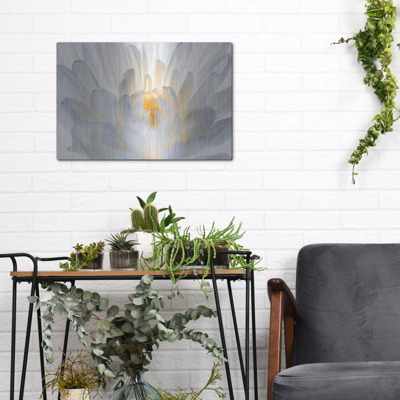 Angle Wings par Pamela Plummer, H 12 po x l 16 po