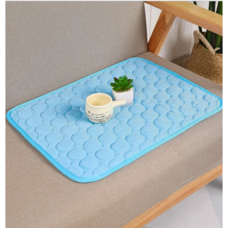 Tapis de refroidissement pour animaux de compagnie, H 1 po x l 24 po x P 19 po, Bleu