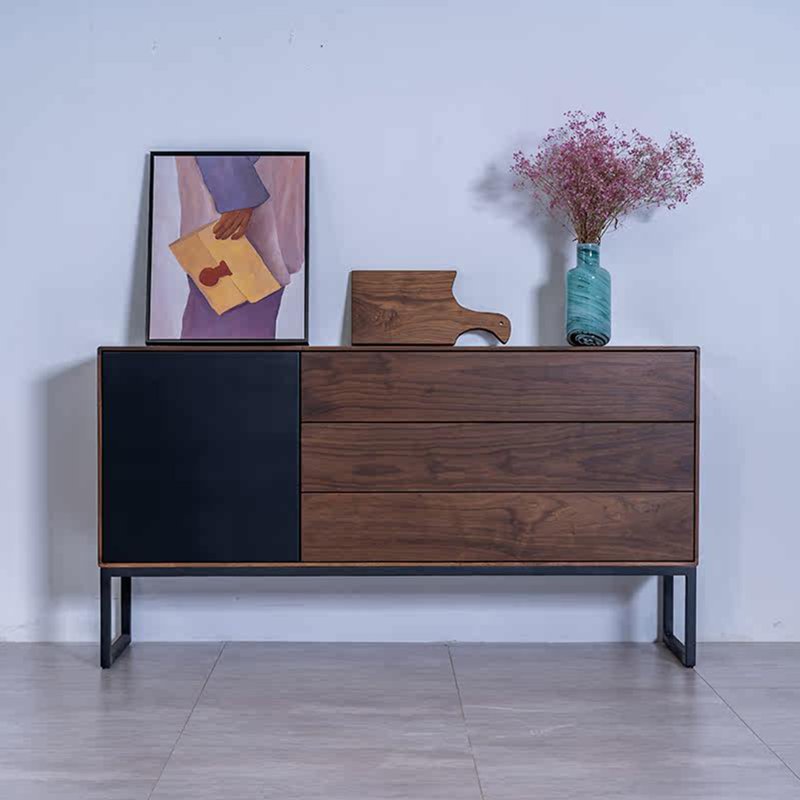Buffet simple de style nordique moderne