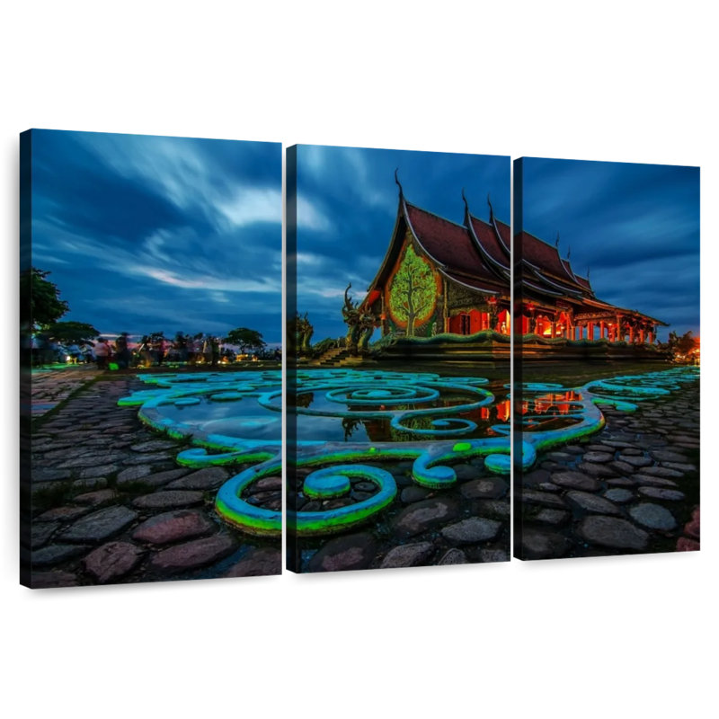 Temple Adella Sirindhorn, H 28 po x l 45 po