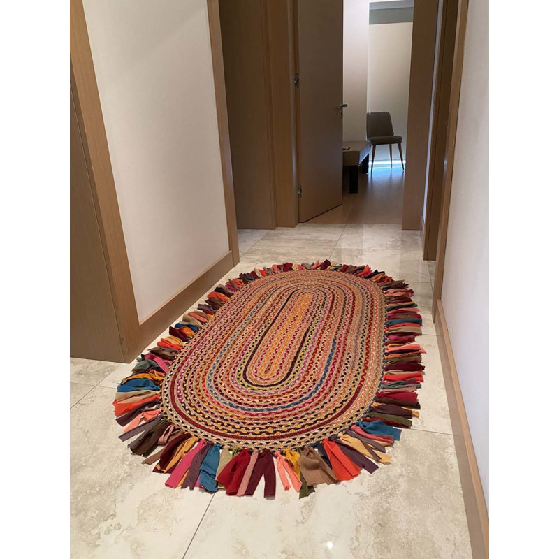 Tapis ovale Olalla, Ovale 2 pi 7 po x 6 pi 7 po
