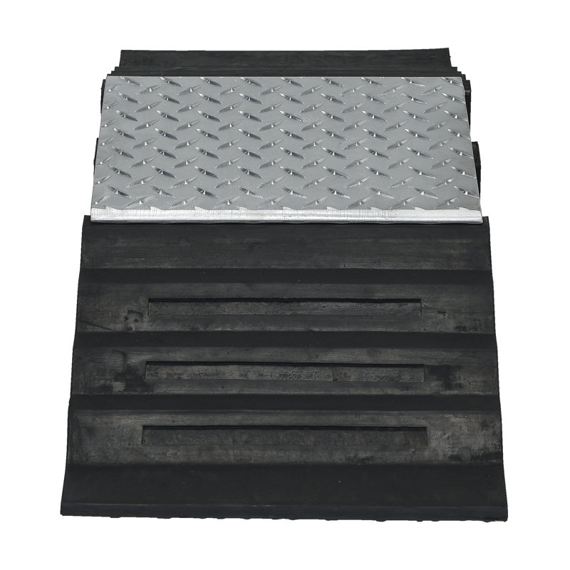 Vestil Plastic 32.625'' L Portable Ramp