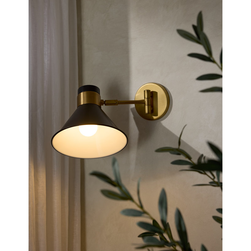 Lane 1 - Light Armed Sconce