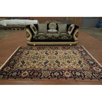Vegetable-Dye Traditional Area Rug 7x9