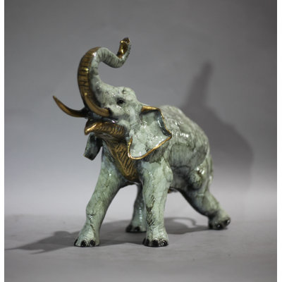 Petit éléphant droit H 13 po