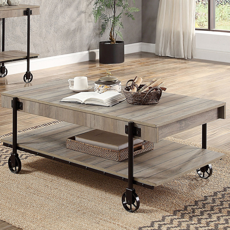 Table basse industrielle 1 pièce avec tablette inférieure ouverte, conception esthétique en bois reproduite, support de pieds en forme de roue, éléments de conception à lattes, apparence naturelle et noire, réplique de 25,18 po de largeur, roulette