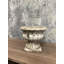 Pot de fleurs antique