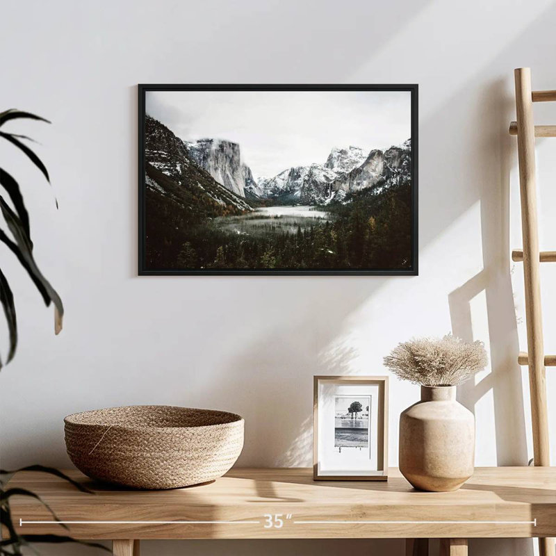 Yosemite Winter Magic, 19 po x 13 po, Cadre flottant noir