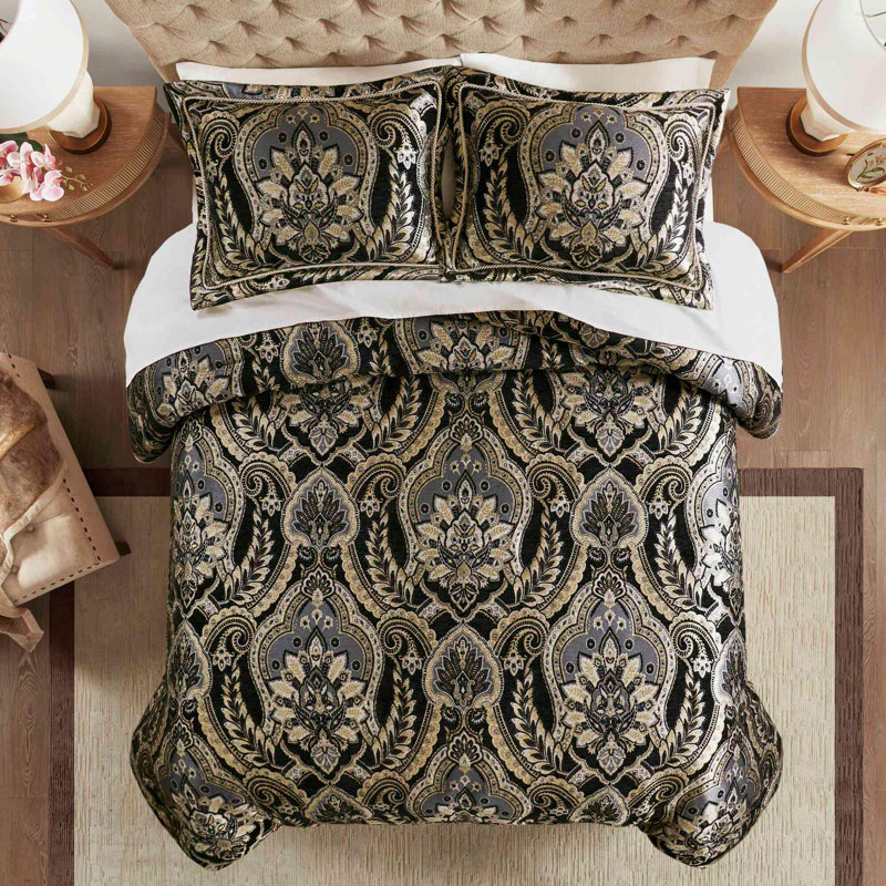 4 PCS Queen Comforter Set, Queen Comforter + 3 Standard Shams