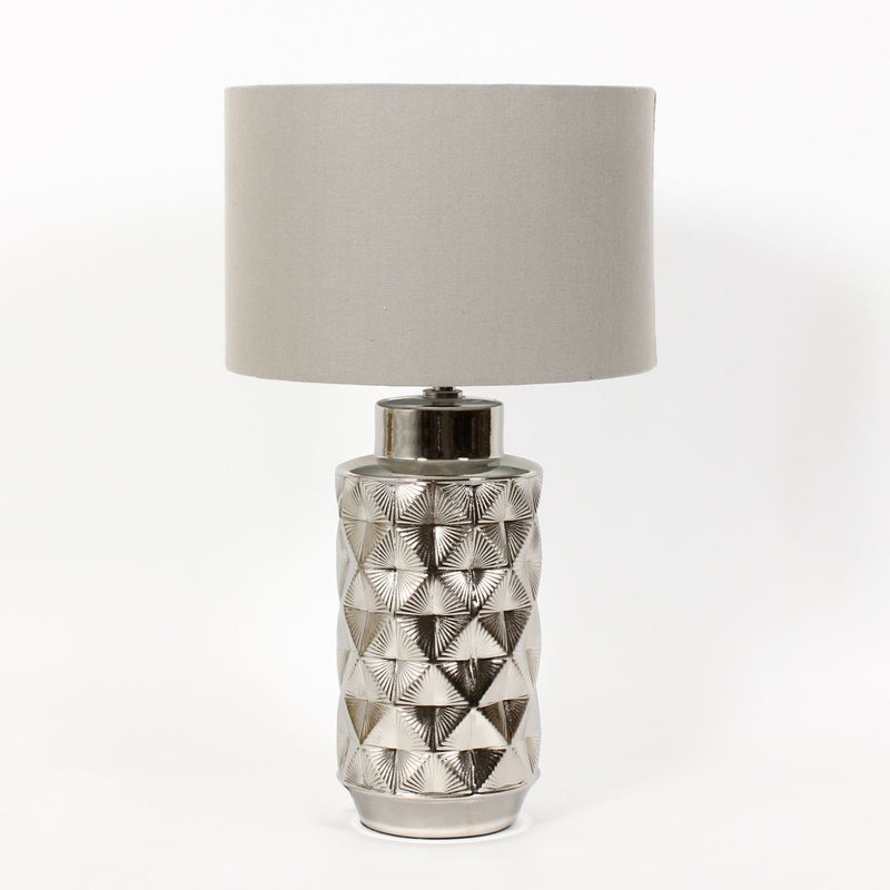 Lampe de table argentée 18,9 po Flicia