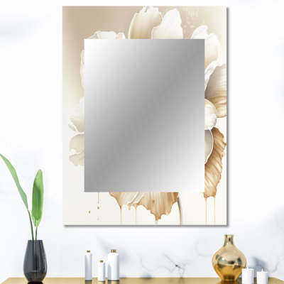 Blooming Beige Floral Design II - miroir floral, miroir mural décoratif traditionnel, impression d'art en métal