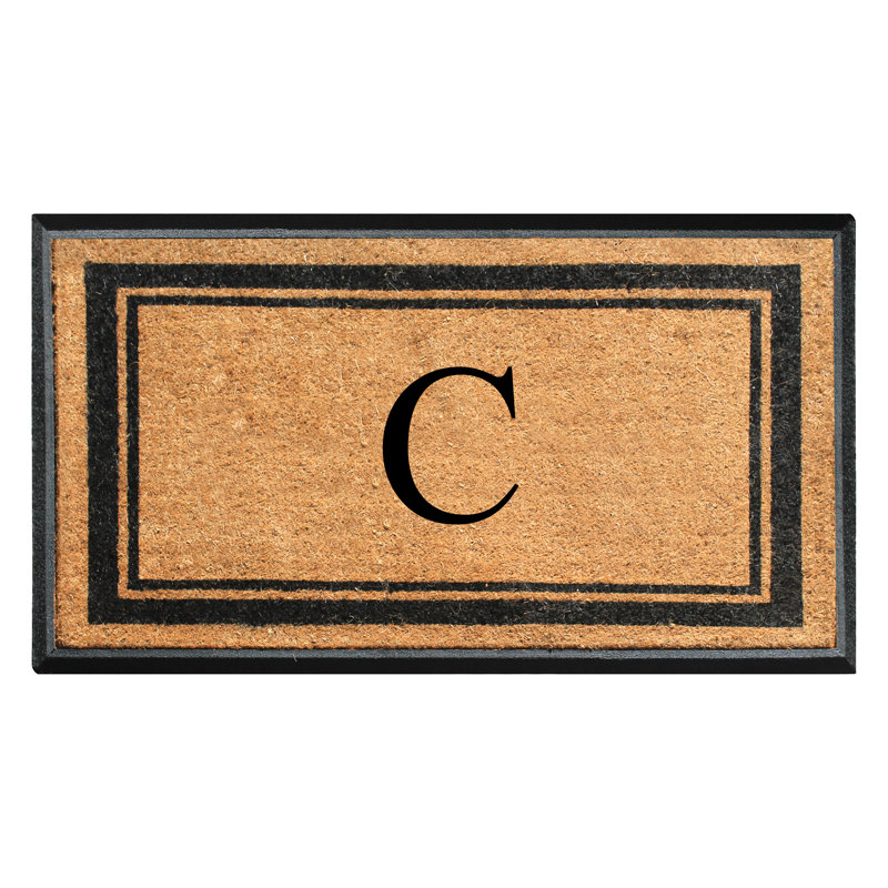 Tapis de porte en fibre de coco monogrammé l 30 po x L 48 po Butters, C