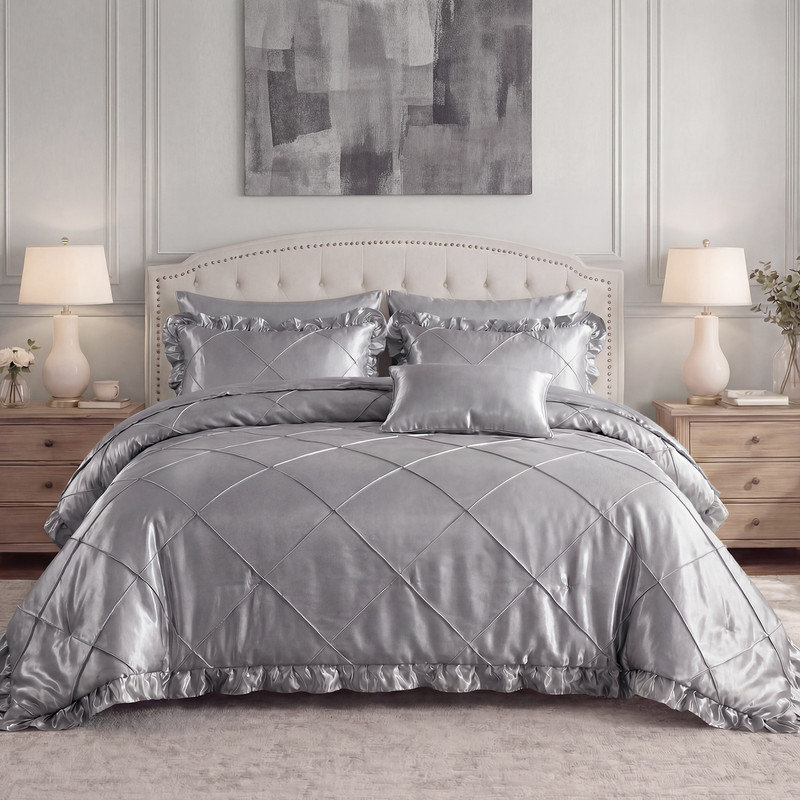 Ensemble d'édredon en satin Ensemble de draps pour très grand lit Ensemble de literie soyeux gris dans un sac 8 pièces Ensemble de lit à plis pincés Home Decor Luxury Hotel