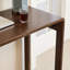 Commode simple en bois de noyer noir