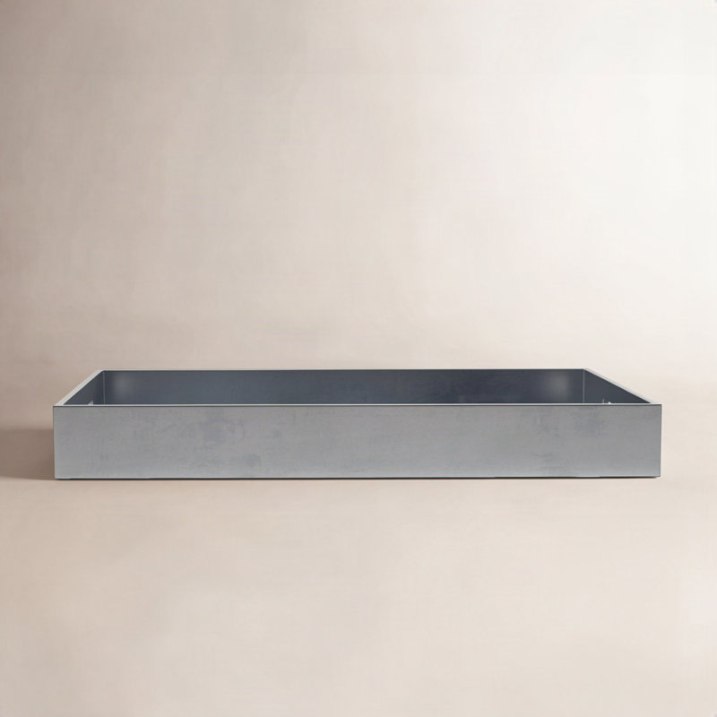 Plateau de service Mae, H 1,75 p ox l 14,15 po x P 11 po, Argent