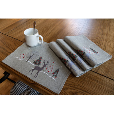 Jovonny Reindeer Scene on Light Grey Placemat (12.5" x 17")