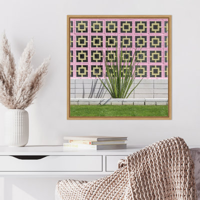 «Mid Century Breeze Block Wall with Cactus» par Nassau, reproduction d'art sur toile encadrée
