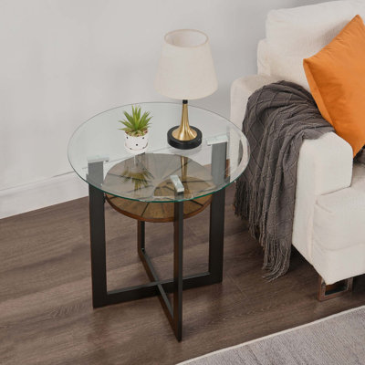 Table de bout ronde en verre trempé avec tablette en bois et pieds croisés en fer