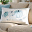 Coussin Niva, citrouille brodée bleue, mélange de coton ivoire 14 x 20
