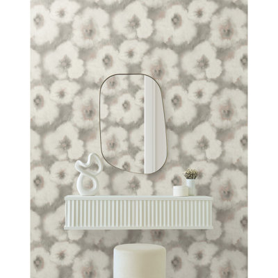 Blended Floral Floral Wallpaper Roll