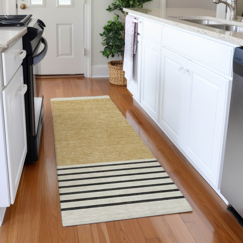 Tapis à rayures Lyndhurst AMF995 lavable à la machine de qualité supérieure, Tapis de couloir 2 pi 3 po x 7 pi 6 po