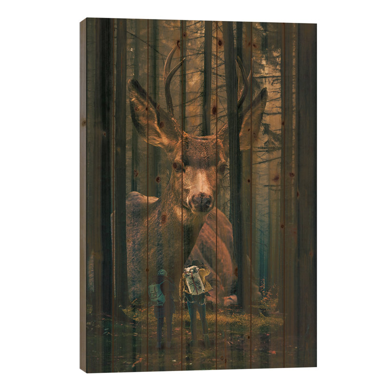 Cerf géant dans une forêt, H 40 po x l 26 po x P 1,5 po
