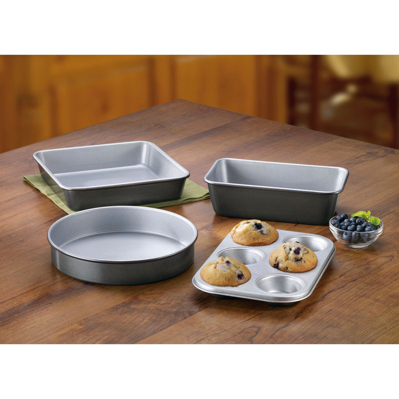 Cuisinart Nonstick Silver and Black 4-Piece Bakeware Set