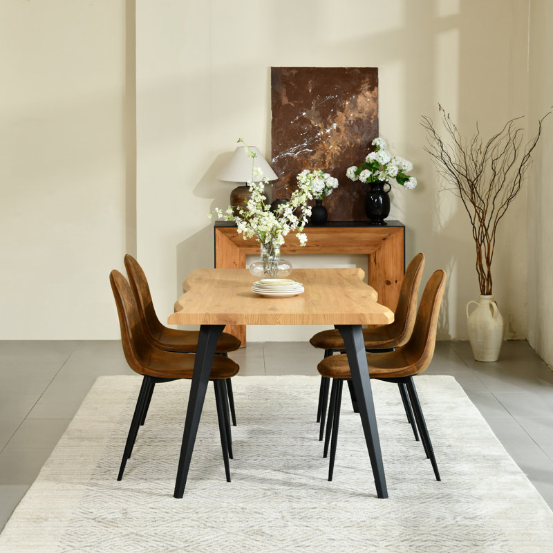 Ensemble de salle à manger moderne 5 pièces Shivani avec table rectangulaire en grain de bois et 4 chaises, Naturel, Brun