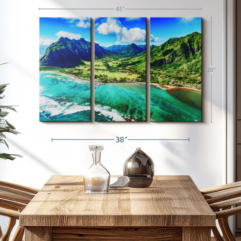«Kualoa Coastal Landscape», 3 pièces, H 28 po x l 45 po