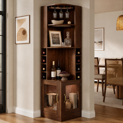 Armoire de bar de 70 po de hauteur avec portes en verre, porte-verres à vin en bois, tablettes ouvertes et 8 casiers à vin latéraux, armoire de rangement de vin d'angle moderne, station de bar pour le salon et la salle à manger