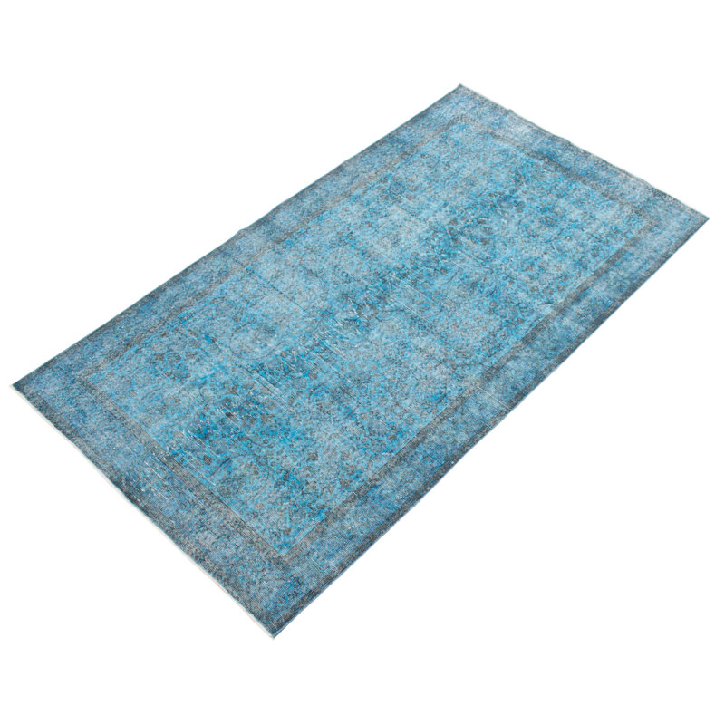Tapis bleu foncé à transition de couleur 4 pi 11 po x 8 pi 11 po