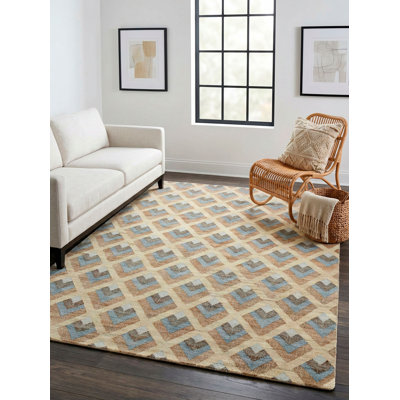 Aquila Geometric Area Rug in Gray/Beige/Brown