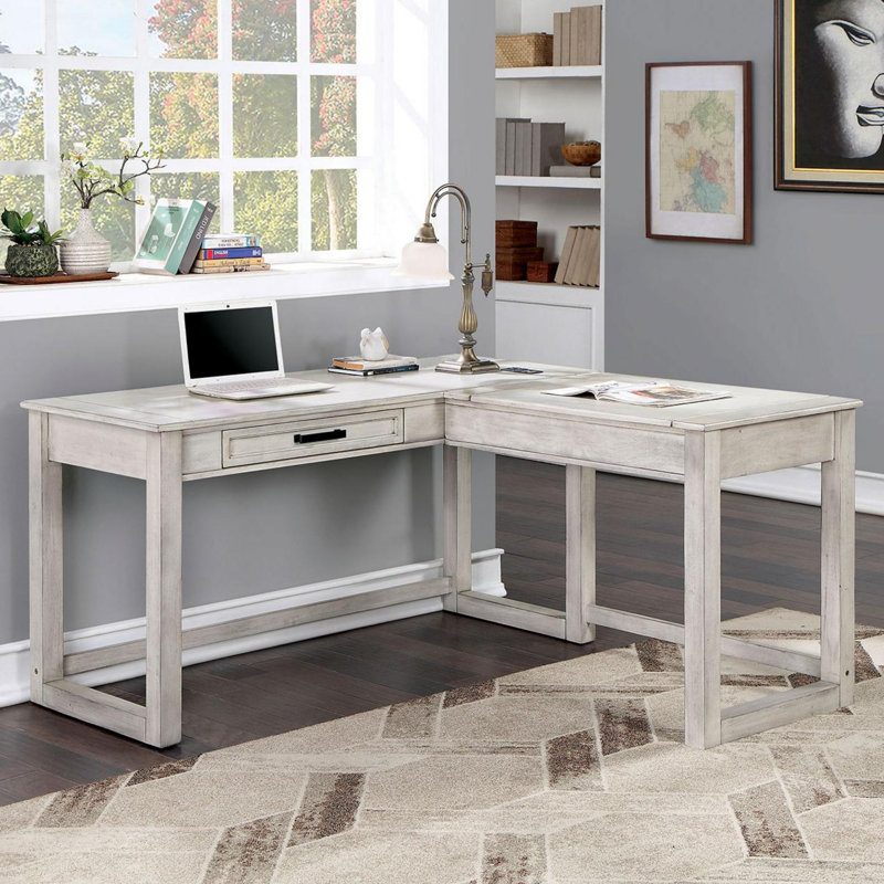 Sleek & Chic Modern Computer Desk