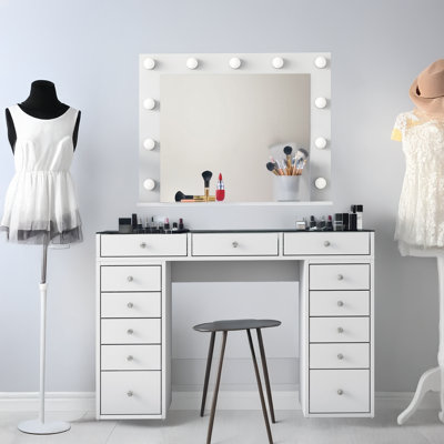 Makeup Table With Rectangle Mirror