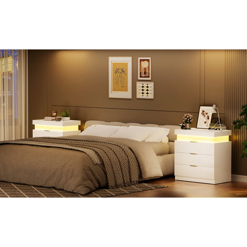 Table de chevet moderne avec des fonctions polyvalentes et un design élégant pour la chambre à coucher