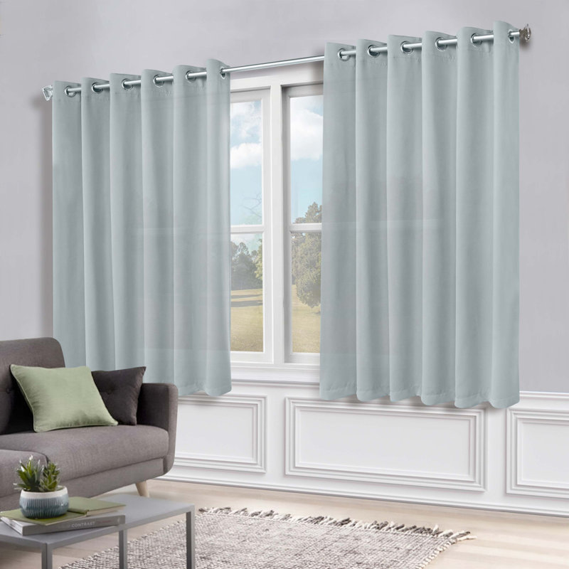 Paire de rideaux obscurcissant avec œillets Millendon, L 70 po x L 63 po, Bleu pierre