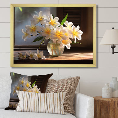 Plumeria Vase Bouquet Country Charm sur toile