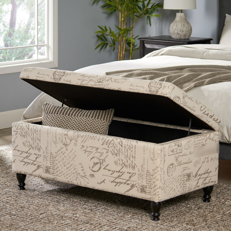Beige avec revêtement en lin, structure en bois, siège de rangement coloré, décontracté et fonctionnel, tissu, aspect contemporain