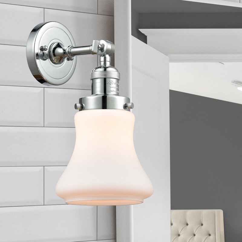Applique murale pour salle de bain 1 lumière Edda, Ampoule DEL 6 watts Vinage, Chrome poli, Blanc mat