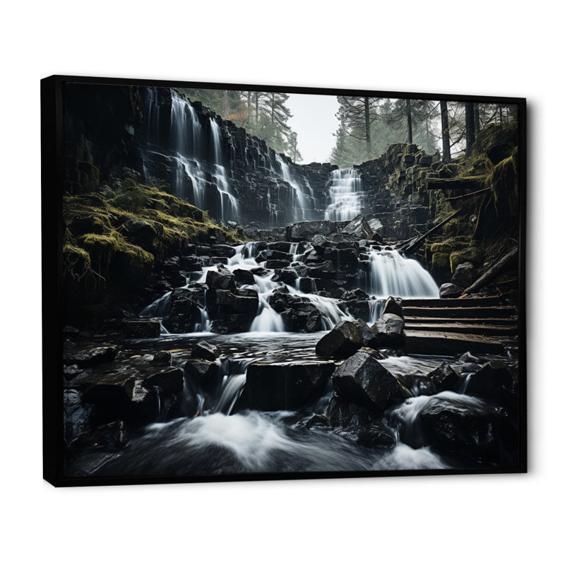 Chute d'eau monochrome en cascade Harmony I sur toile, 30" H x 40" W, Cadre flottant noir