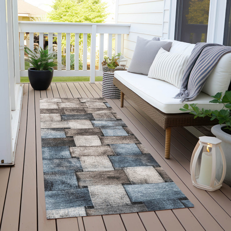 Machine Washable Indoor/Outdoor Xhevrie Taupe Rug, Runner 2'3" x 7'6"