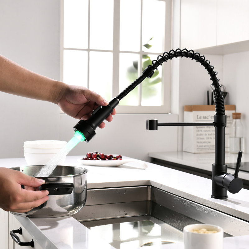 Robinet de cuisine noir avec douchette rétractable, DEL, poignée simple, fini teinture et saleté