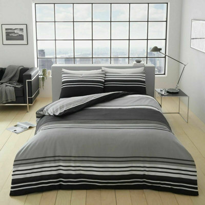 Hirondina Cotton Blend Striped Duvet Cover Set with Pillowcases