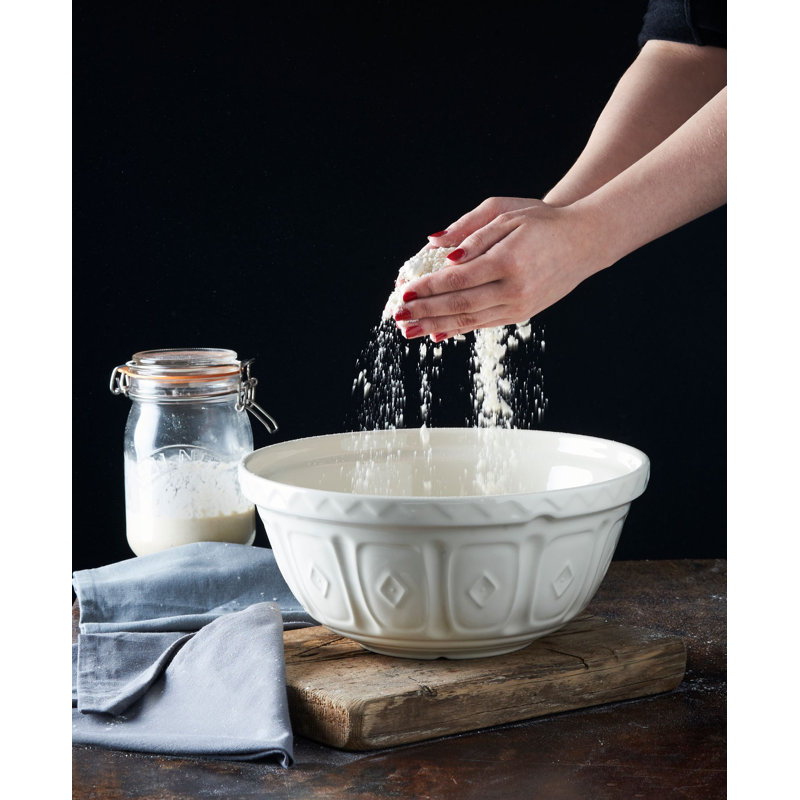 Cream Ceramic Patterned Mixing Bowl, 2.15 Quart