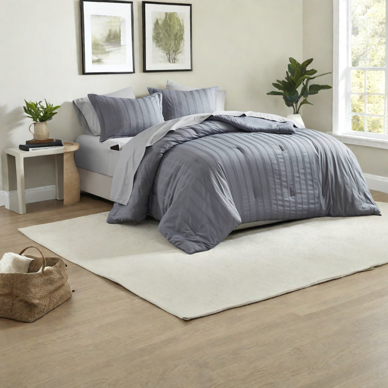 Piece King Bedding Sets, Soft Polyester Striped Modern Style For Home