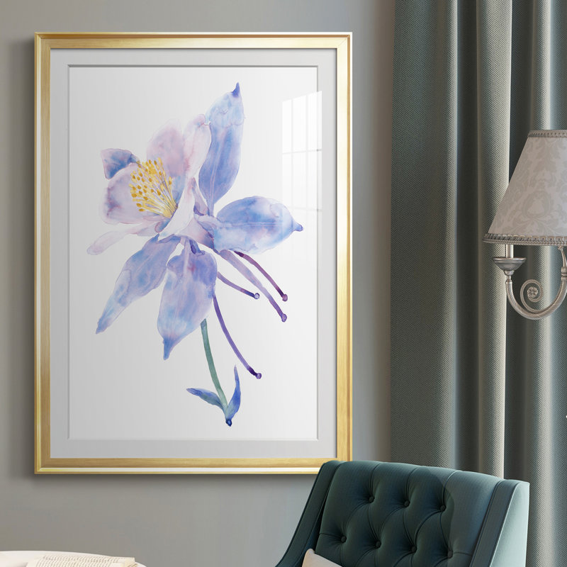 Columbine Bloom II - imprimé, Cadre doré, H 36,5 po x l 26,5 po x P 1 po